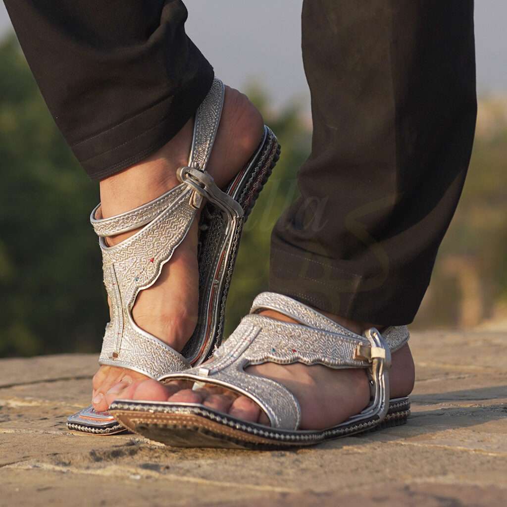 tillakheri, tillachappal, tillywalichappal, zarichappal, talagang zari chappal, lawachappal, zarichappaldesign, ChakwaliaShoes, zarichappal, zarikheri, mianwalizarichappal, lawazarichappal,nawabichappal, zaritillachappal, zaritillakheri crkheri crwalikheri zarisandal